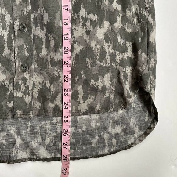 Cloth & Stone Panthera Button Down Top Animal Print Gray Size XS - Picture 8 of 8